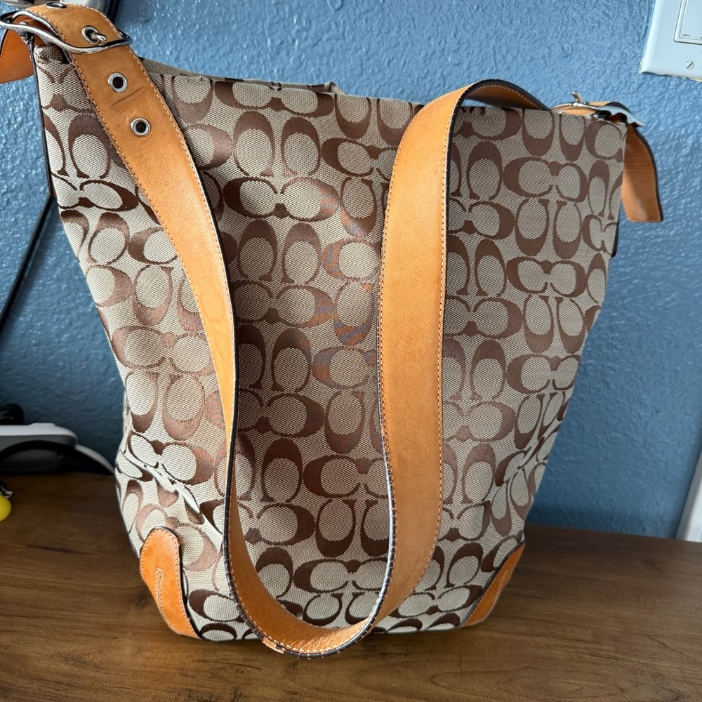 Vintage coach duffle hobo  bag Sold sold